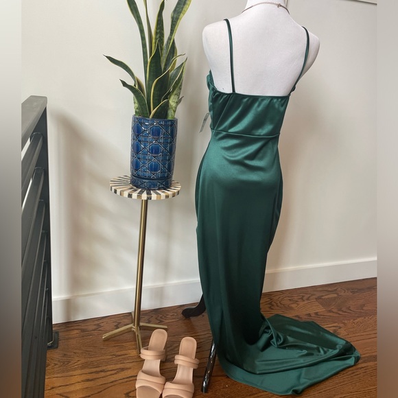 Windsor Lola Dress 👗 - Picture 4 of 8